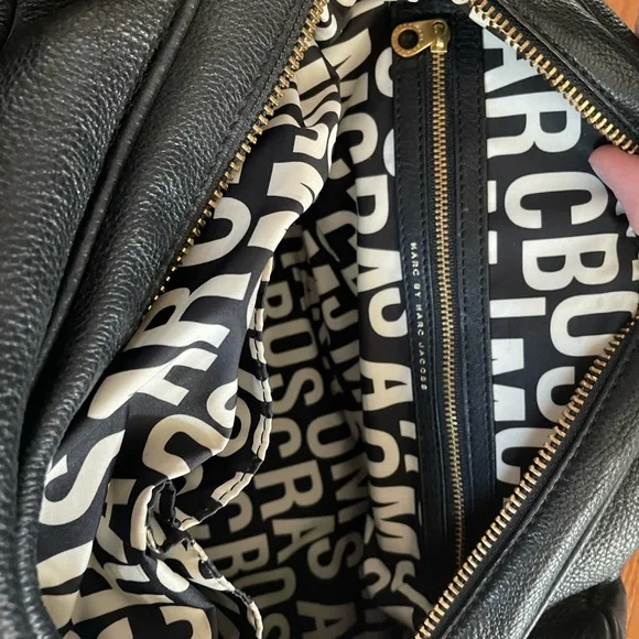 Marc by Marc Jacobs leather satchel handbag - Picture 8 of 8